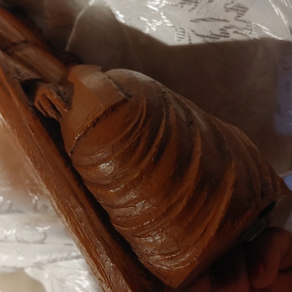 Vintage Holy Family Nativity Statue - Picture 4 of 6